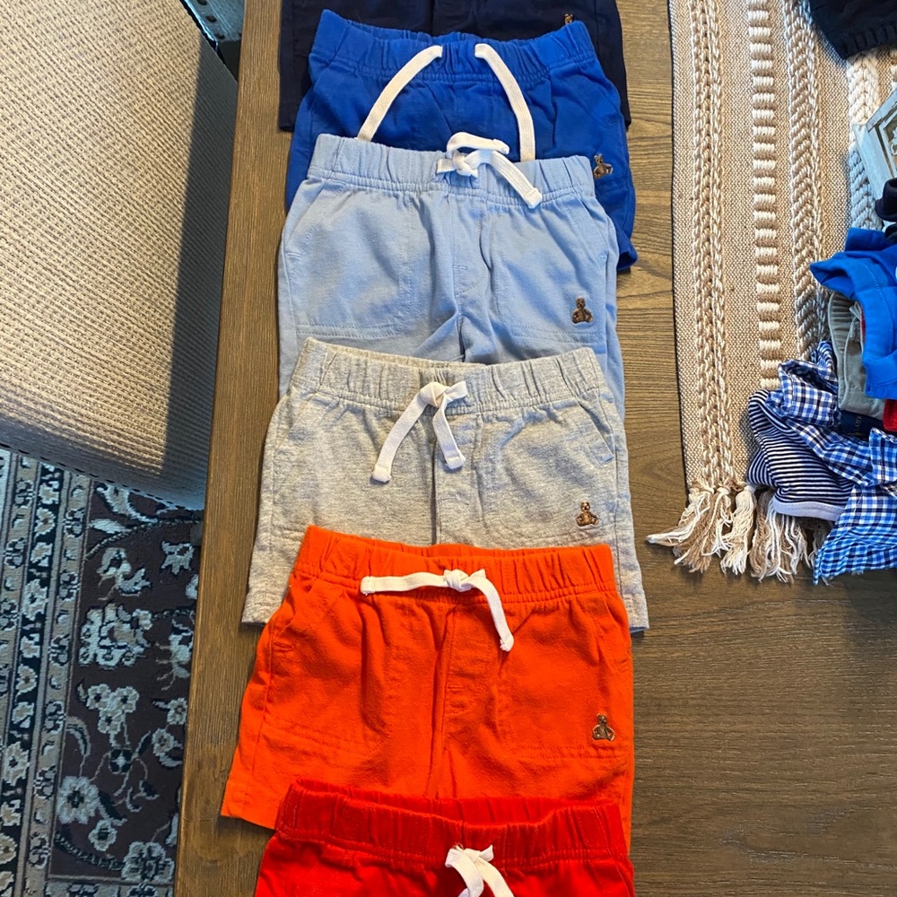 6 pairs of Baby Gap shorts.